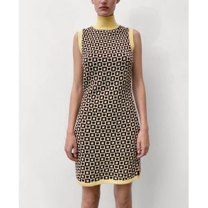 Geometrical Jacquard Knit Dress Zara